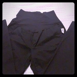 🤰🏽🤰🏾NWT OLD NAVY MATERNITY CHINOS🤰🏾🤰🏼